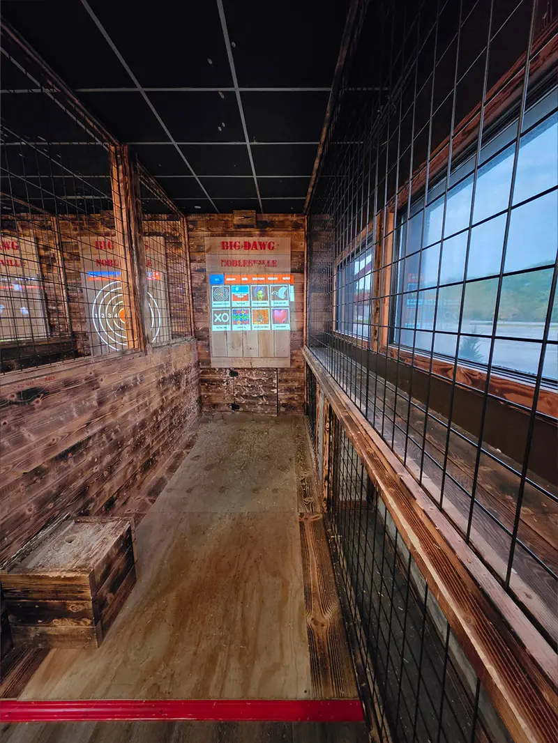 axe throwing gallery